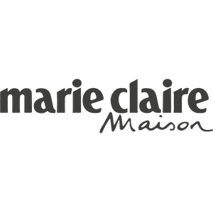 Le logo Marie Claire pour indiquer qu'Oliver James Lilos a été présenté dans cette publication.